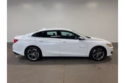 $16359 : Chevrolet Malibu 2023 LT 4dr thumbnail