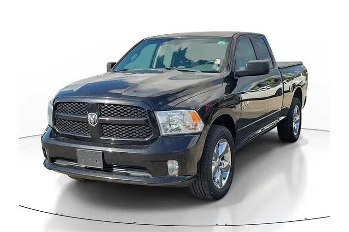 $19691 : Ram 1500 2018 4x4 Express 4d image 2