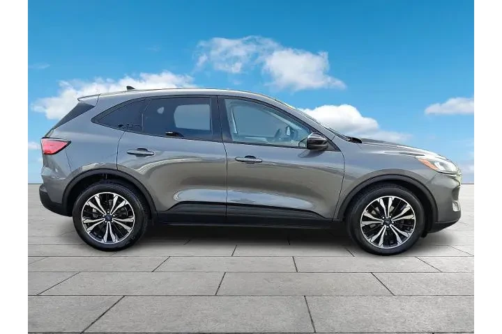 $20997 : Ford Escape 2022 SE 4dr SUV image 7