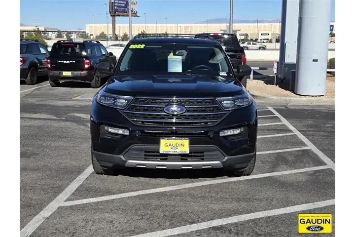 $29500 : Ford Explorer 2022 AWD XLT 4 image 2