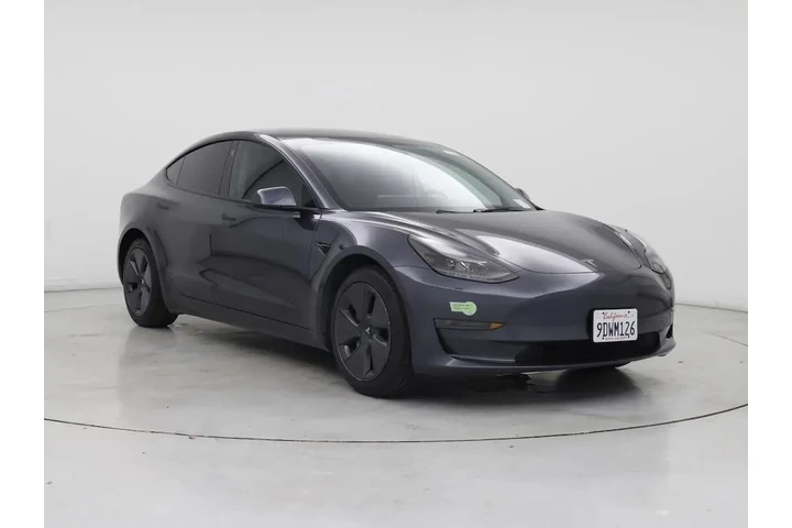 $25998 : Tesla Model 3 2023 4dr Sedan image 1