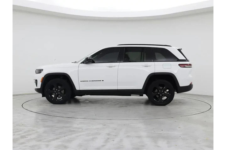 $31998 : Jeep Grand Cherokee 2023 4x2 image 3