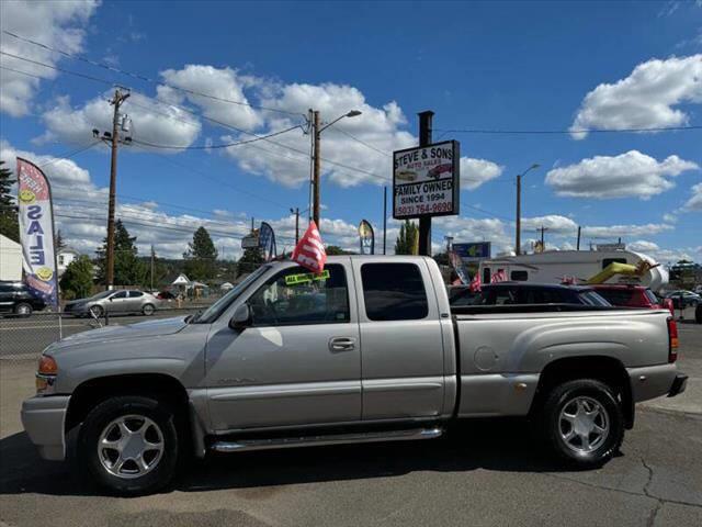 $12995 : 2004 GMC Sierra 1500 Denali image 9