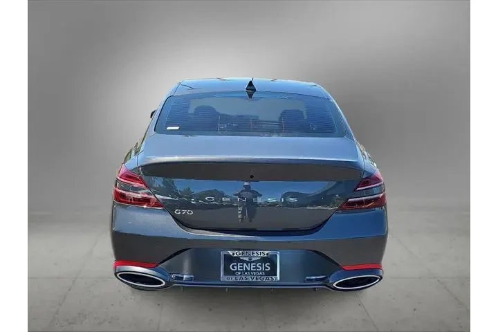 $32500 : Genesis G70 2025 AWD 2.5T St image 7