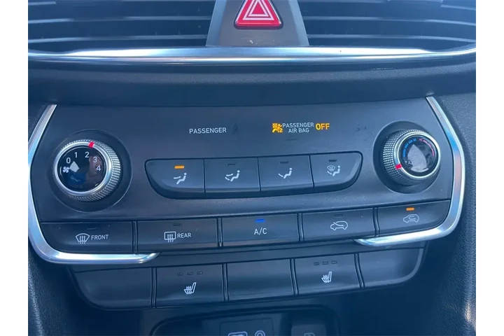 $17000 : Hyundai SANTA FE 2020 AWD SE image 8