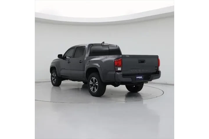 $29998 : Toyota Tacoma 2019 4x4 TRD S image 2