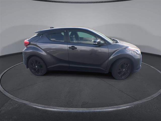 $24500 : PRE-OWNED 2021 TOYOTA C-HR NI image 9