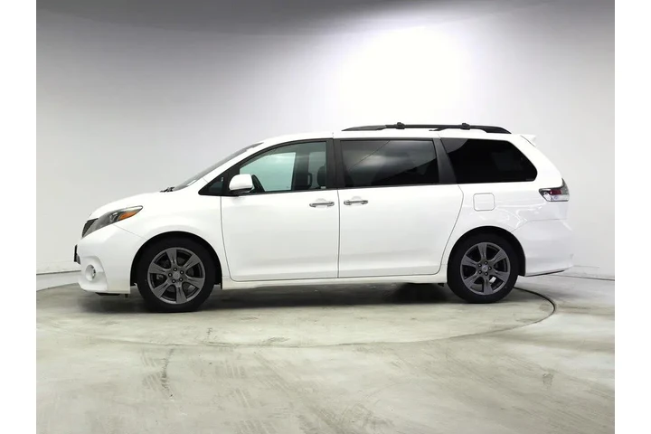 $33998 : Toyota Sienna 2017 SE 8-Pass image 3