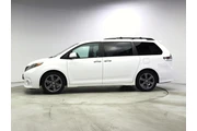 $33998 : Toyota Sienna 2017 SE 8-Pass thumbnail