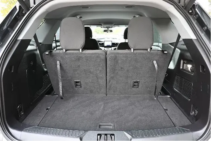 $19988 : Ford Explorer 2021 AWD XLT 4 image 8