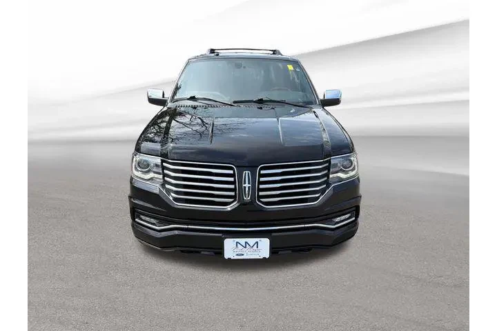 $21970 : Lincoln Navigator L 2017 4x4 image 2