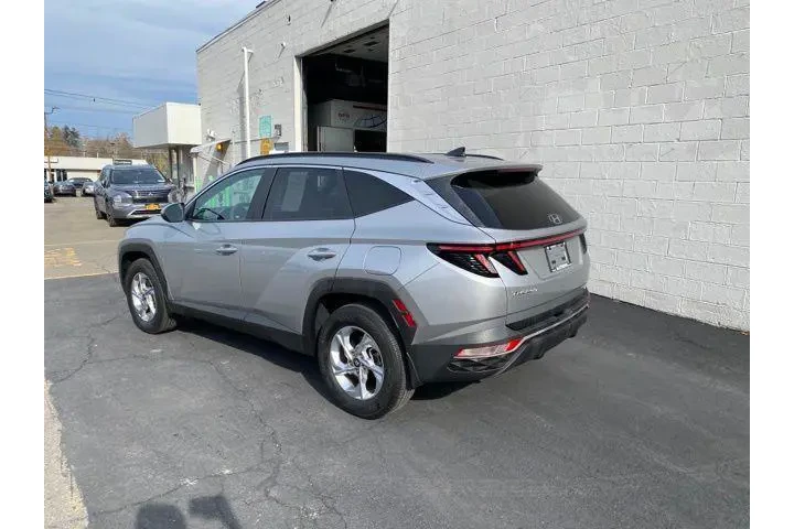 $21799 : Hyundai TUCSON 2023 AWD SEL image 9