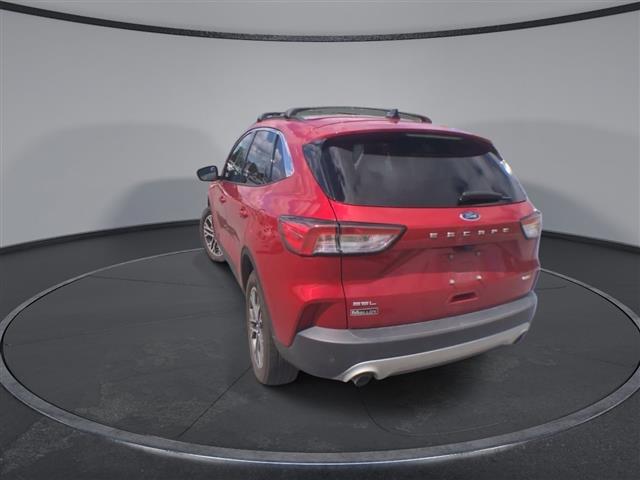 $18500 : PRE-OWNED 2020 FORD ESCAPE SEL image 7