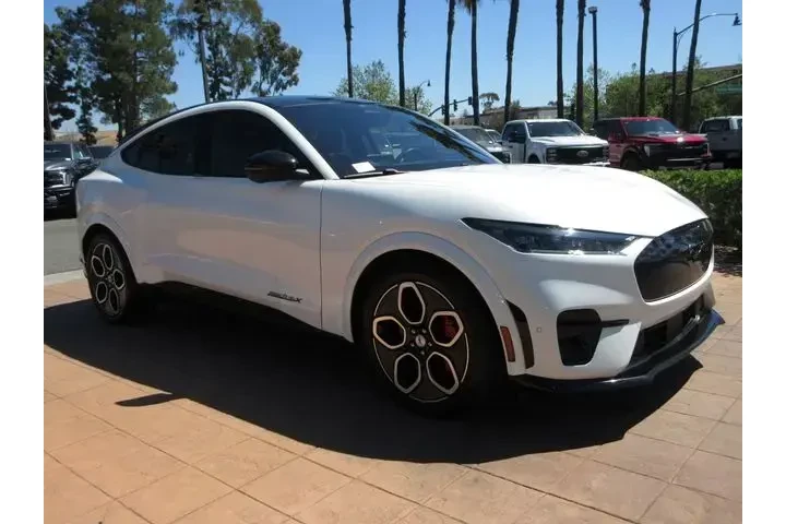 $33500 : Ford Mustang Mach-E 2023 AWD image 6