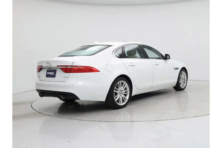 $20998 : Jaguar XF 2017 35t Prestige image 8