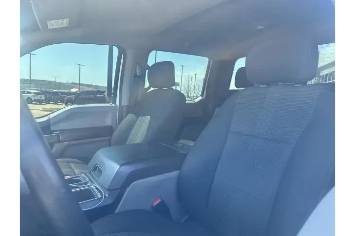 $19815 : Ford F-150 2020 4x2 XL 4dr S image 8