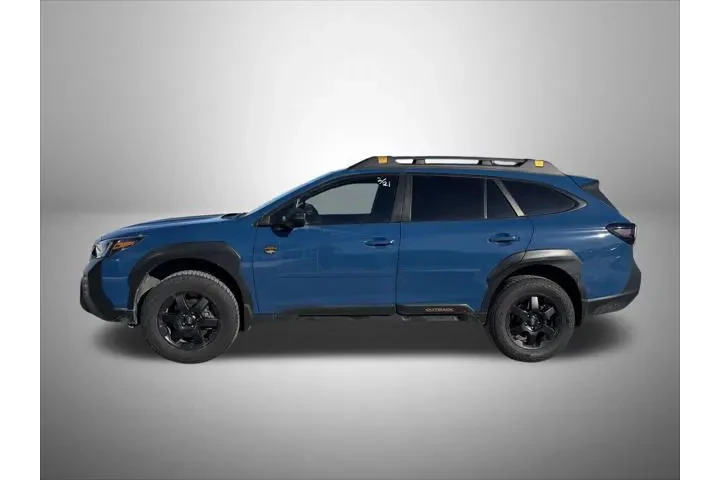 $27015 : Subaru Outback 2023 AWD Wild image 2