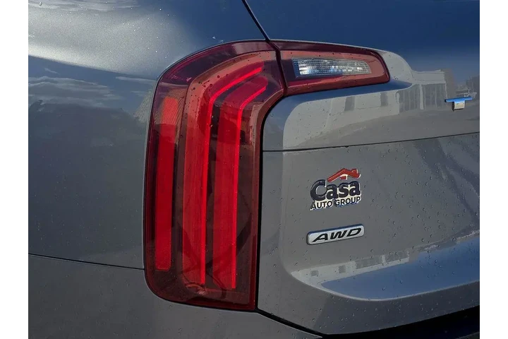 $29438 : Kia Telluride 2021 AWD SX 4d image 10