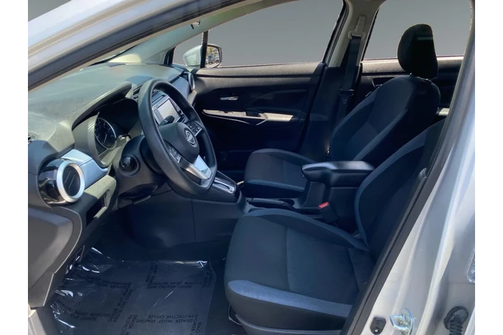 $24164 : Nissan Versa 2023 SV 4dr Sed image 9