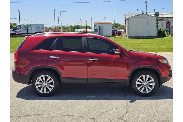 $5500 : 2011 Sorento LX image 5