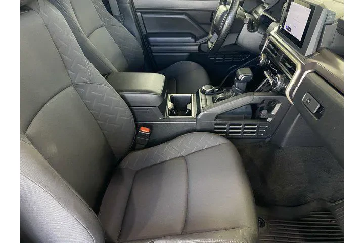 $37991 : Toyota Tacoma 2024 4x4 SR5 4 image 7