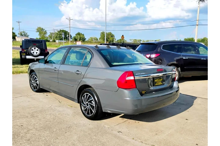 2008 Malibu Classic LS image 4