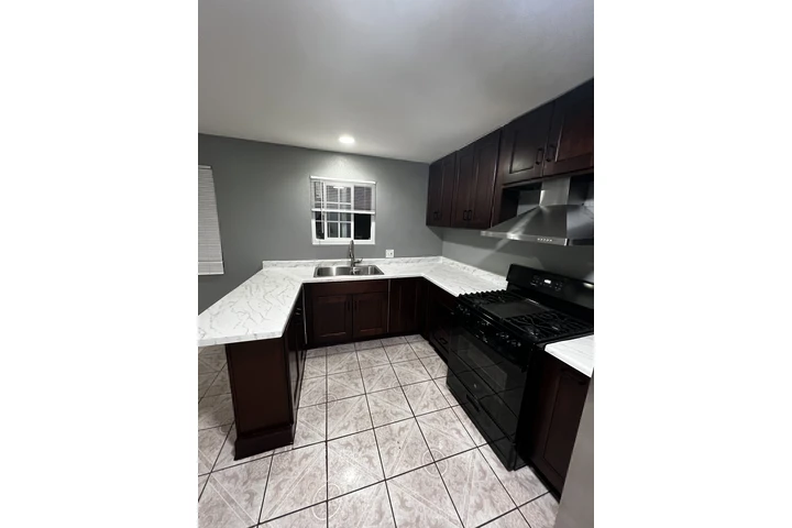 $2900 : Renta de apartamento image 4