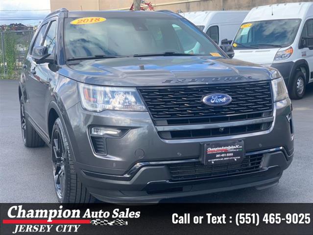 Used 2018 Explorer Sport 4WD image 9