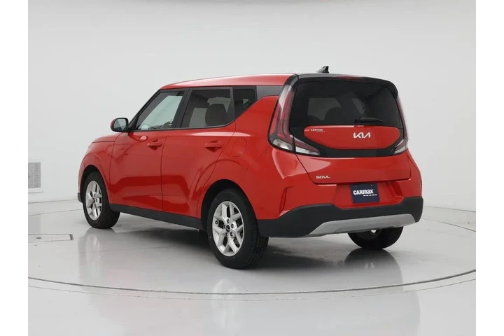 $15998 : Kia Soul 2024 LX 4dr Crossov image 2