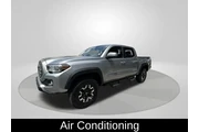 $29817 : Toyota Tacoma 2021 4x2 TRD O thumbnail