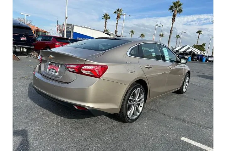 $24995 : Chevrolet Malibu 2024 LT 4dr image 3