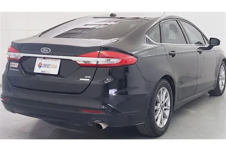 2015 Escape SE 4WD image 6