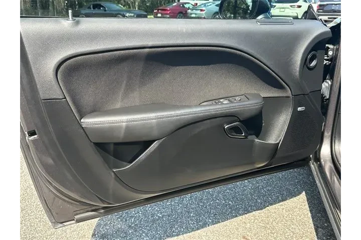 $37348 : Dodge Challenger 2023 R/T 2d image 10