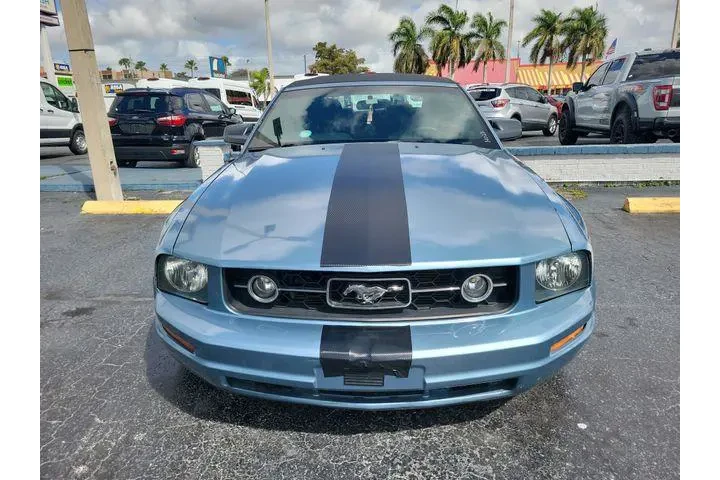 $3990 : Ford Mustang 2007 V6 Deluxe image 2