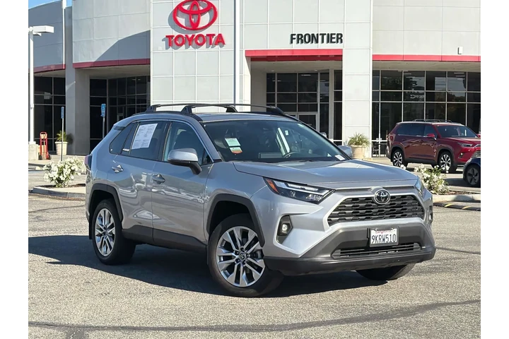 $36565 : Toyota RAV4 2024 XLE Premium image 1