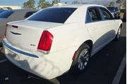 $25900 : Chrysler 300 2023 Touring 4d thumbnail