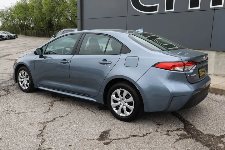 $20588 : 2024 Corolla LE CVT image 6