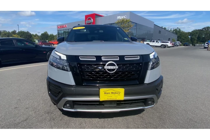 $36928 : Nissan Pathfinder 2024 AWD S image 5
