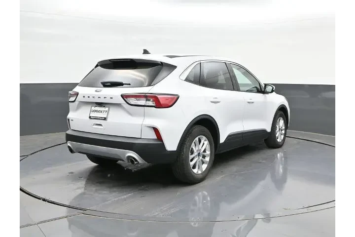 $17791 : Ford Escape 2021 SE 4dr SUV image 9