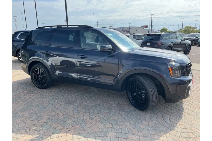 $45998 : 2025 Telluride EX X-Line image 6