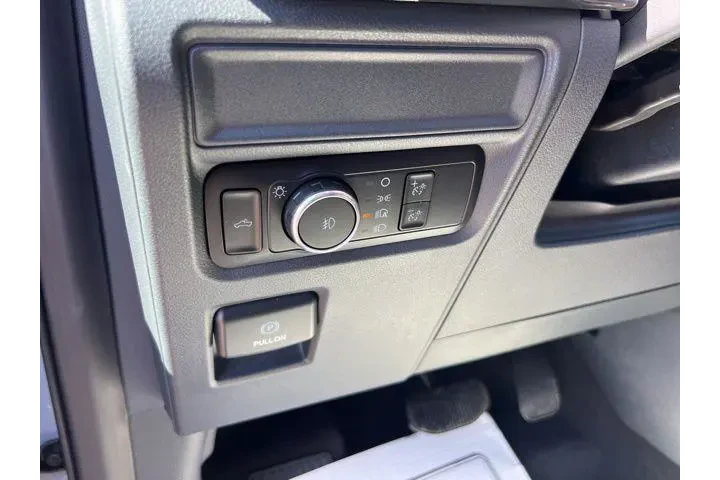 $33815 : Ford F-150 2023 4x4 Lariat 4 image 8