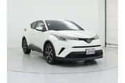 Toyota C-HR 2018 XLE 4dr Cro