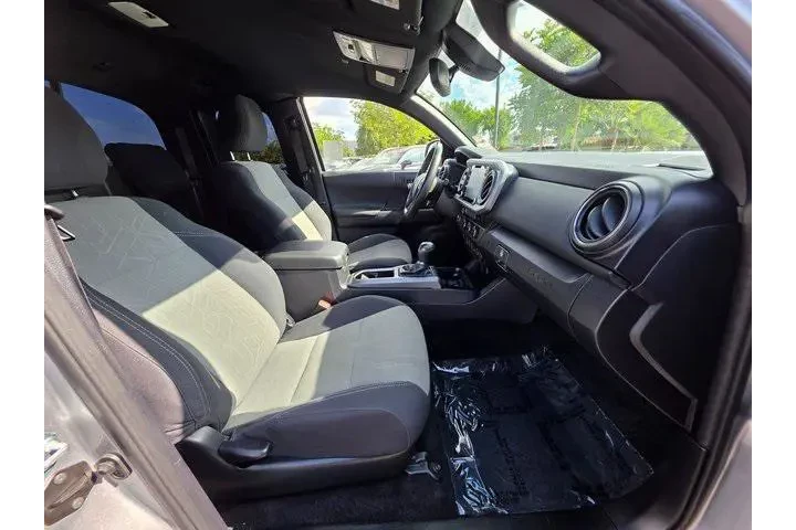 $29995 : Toyota Tacoma 2022 4x2 TRD S image 10