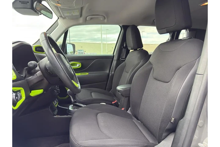 $17998 : Jeep Renegade 2020 Latitude image 5