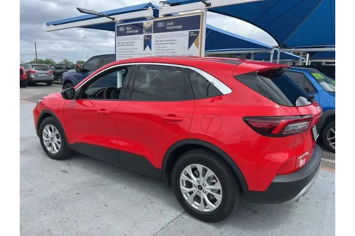 $22497 : Ford Escape 2024 Active 4dr image 2