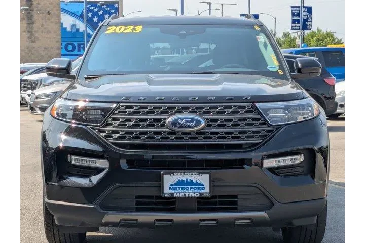 $28777 : Ford Explorer 2023 AWD XLT 4 image 9