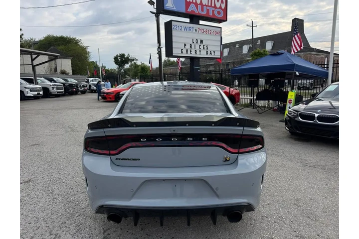 2022 Charger Scat Pack image 5