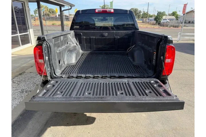 $14995 : 2017 Colorado Work Truck image 7