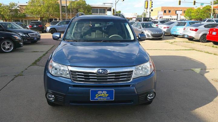 $9999 : 2010 Forester 2.5X Limited image 4