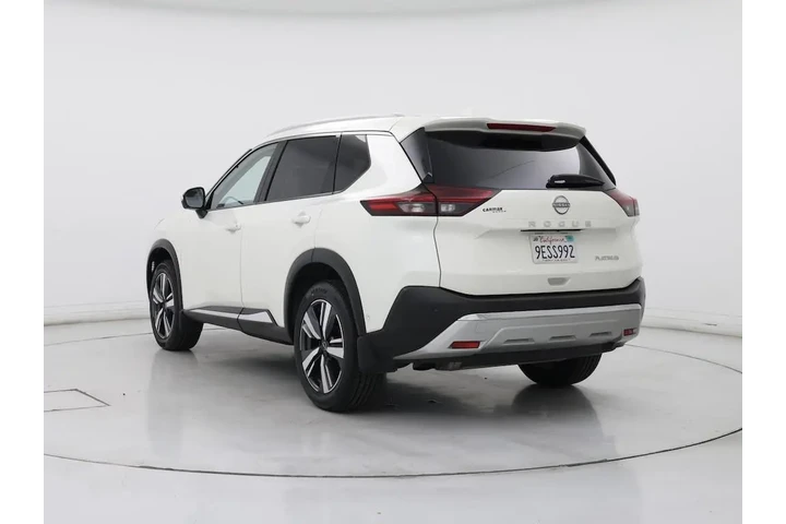 $27998 : Nissan Rogue 2023 Platinum 4 image 2